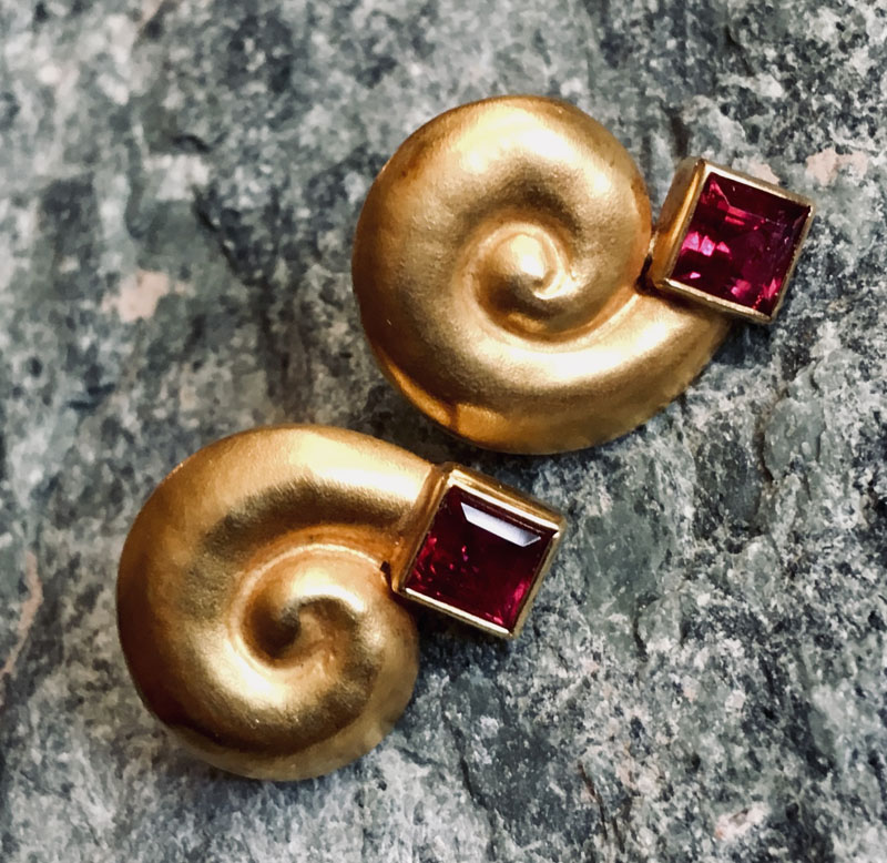 Ohrschmuck Gold, Turmaline, Gabriele Maynollo