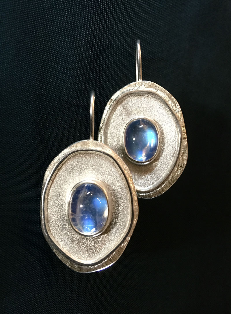 Ohrschmuck Silber, Mondsteine, Gabriele Maynollo