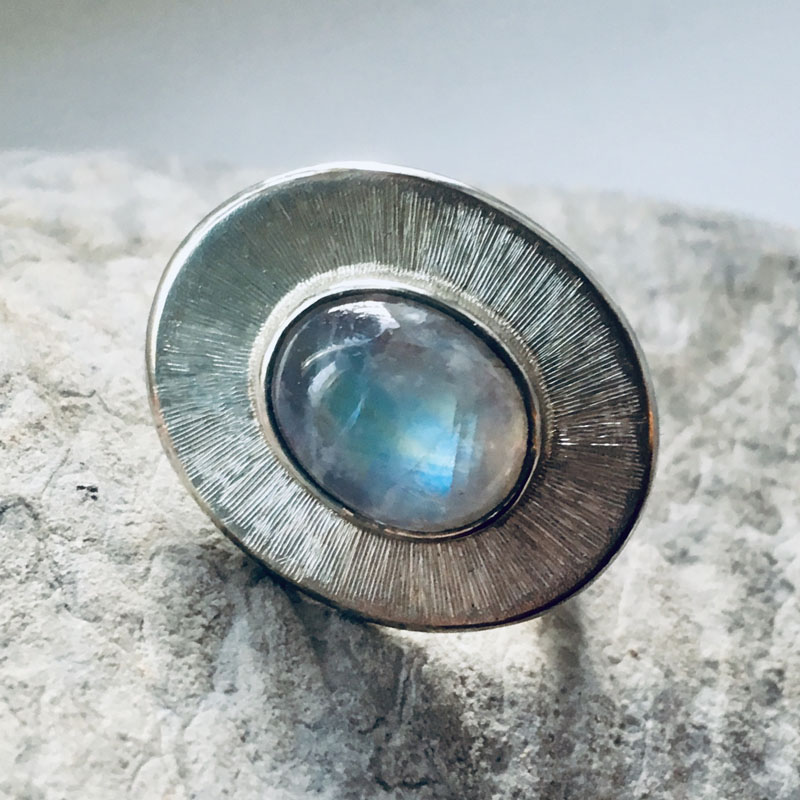 Ring Silber, Mondstein, Gabriele Maynollo